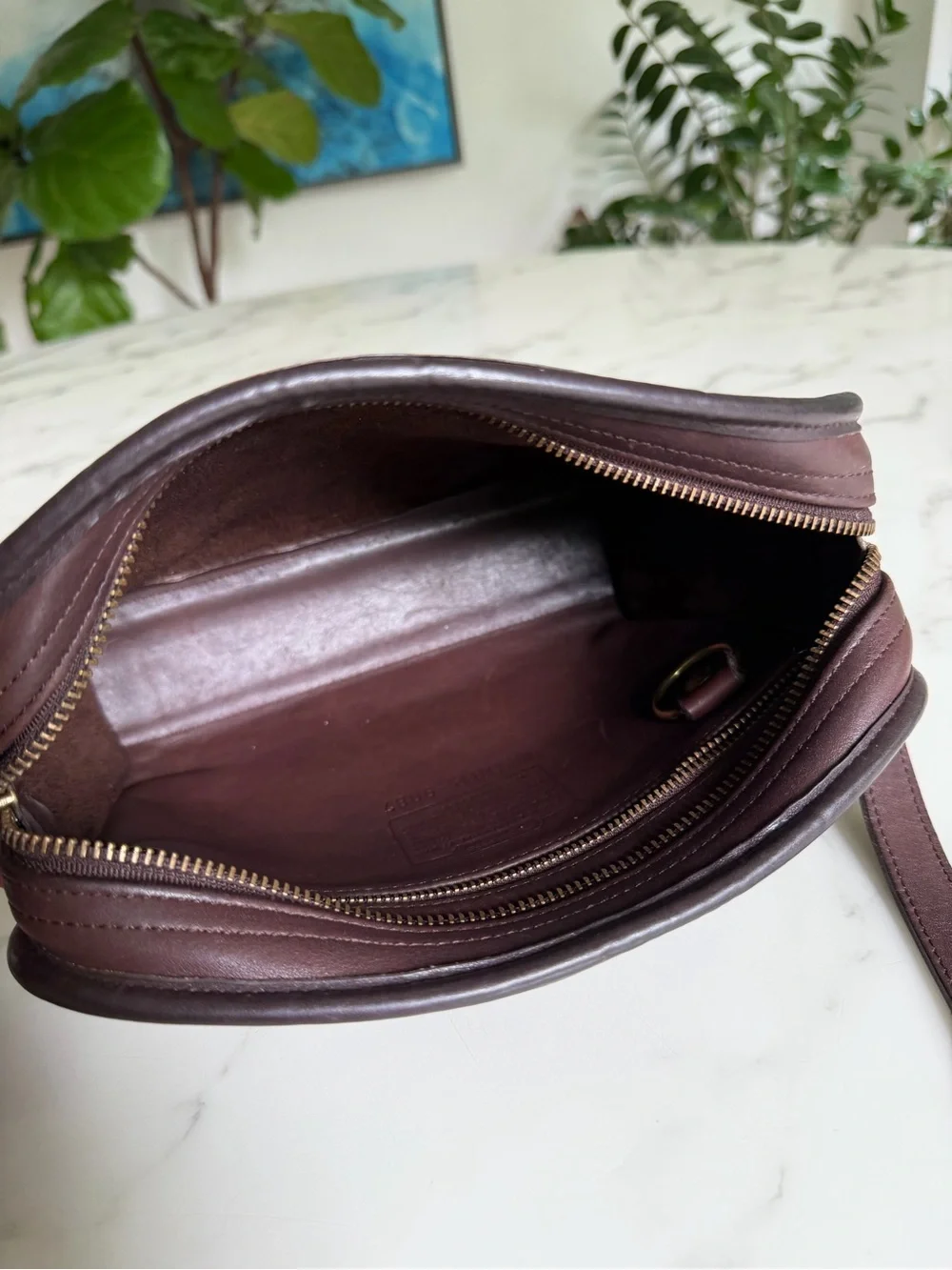 Coach Vintage Metropolis Zip Crossbody Bag 9087 Mahogany Leather 90's w/ Key Fob - Picture 9 of 16